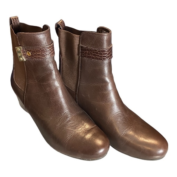 Rockport Gore Pull On Brown 2” Wedge Booties Leather Faux Reptile Band 9… - Picture 1 of 11